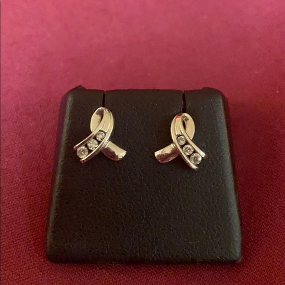Diamond studs Earrings white Gold 14k diamonds